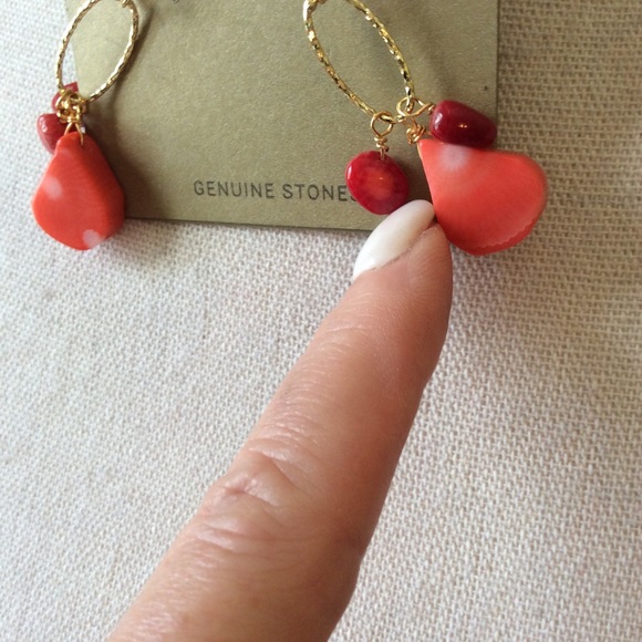 Barse NWT Pretty Gold Earrings with Genuine Stones - Picture 2 of 3